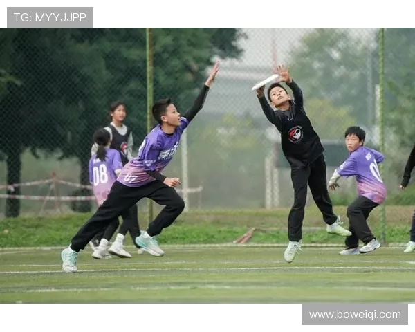 成都飞盘队战术变革引发热议探索新战术提升竞技水平